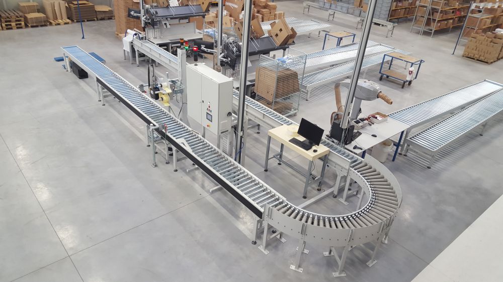Cardbox packaging roller conveyor