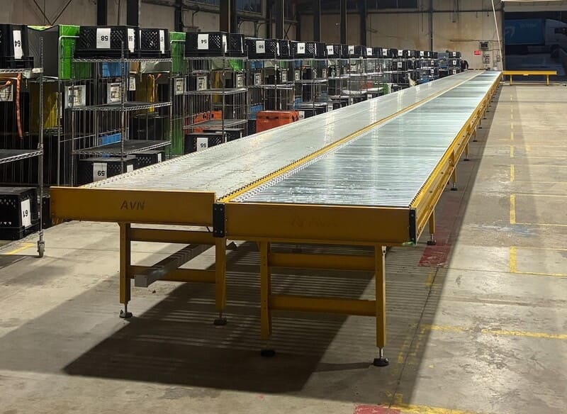 Le leader de la logistique urbaine du dernier kilomètre, @Star Service, a renouvelé sa confiance à @AVN pour doubler son site de Toulon.
Depuis 2023, @Star Service Toulon préparait ses tournées de livraison sur une ligne automatisée @AVN unique.