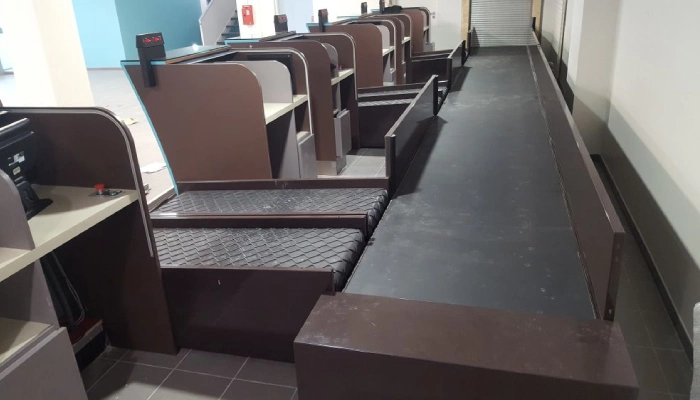 Automated airport conveyor system