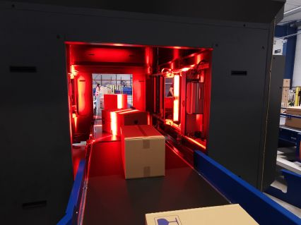 Automated parcel sortation line